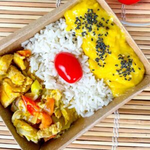 MOQUECA DE TILÁPIA C/ ARROZ E PURÊ DE BATATA INGLESA (300g)