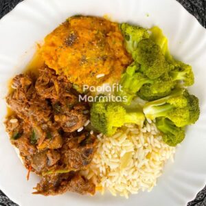 CARNE DE PANELA COM PURÊ DE ABÓBORA E BRÓCOLIS (300g)